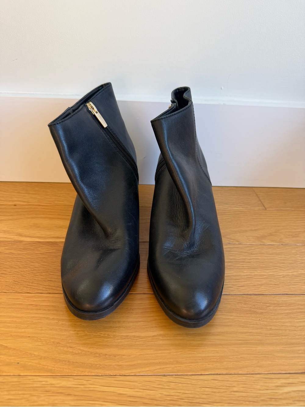 Vince Camuto Black Leather Zip Ankle Booties